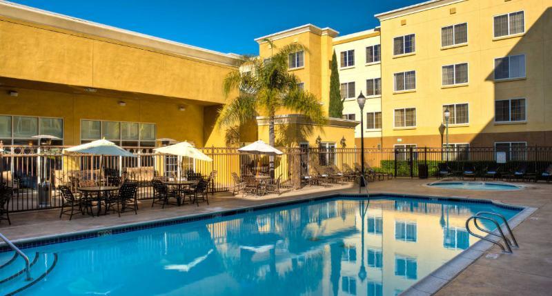 Mission Valley Hotel 3*